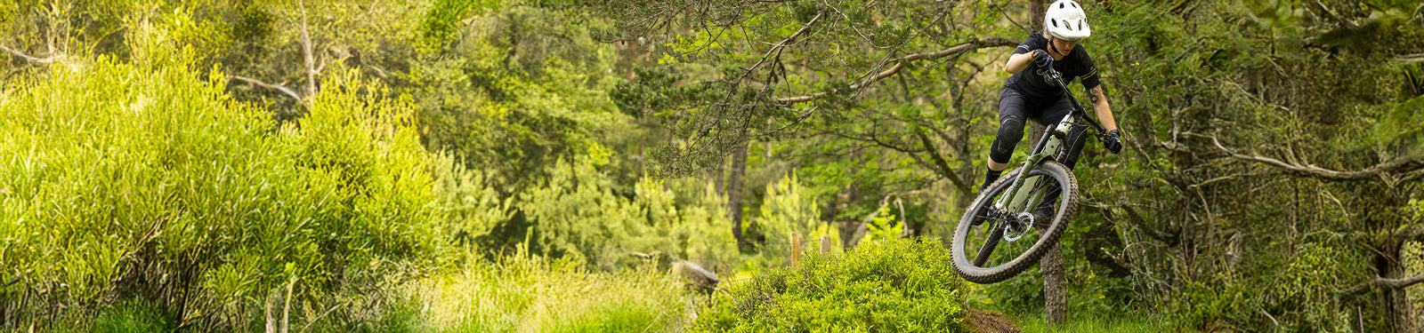 Κλωστοϋφαντουργικά προϊόντα για ποδήλατα βουνού