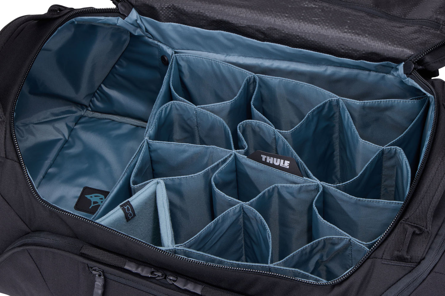 Ταξιδιωτική τσάντα THULE ROUNDTRIP 55 L Μαύρο