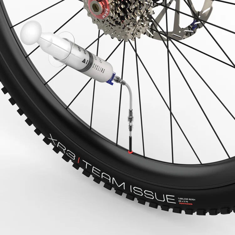 Syringe for KOM CYCLING Preventive Fluid Alu Valve
