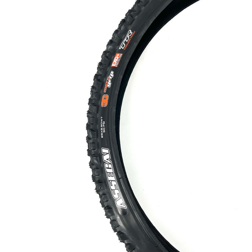 MAXXIS ASSEGAI 29x2.50 WT Exo+ 3C MaxxGrip Tubeless Ready Soft Μαύρο ελαστικό