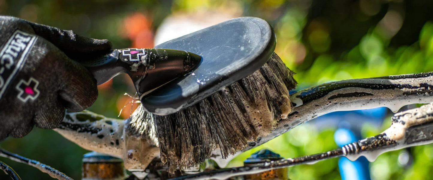 Μαλακή βούρτσα καθαρισμού MUC-OFF SOFT WASHING