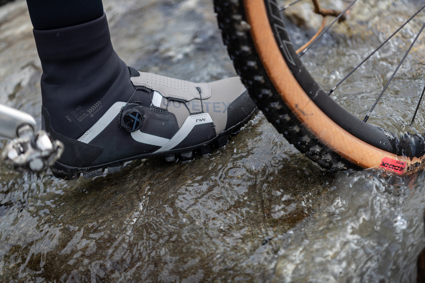 NORTHWAVE CELSIUS XT GTX WINTER MTB Παπούτσια Μαύρο/Γκρι