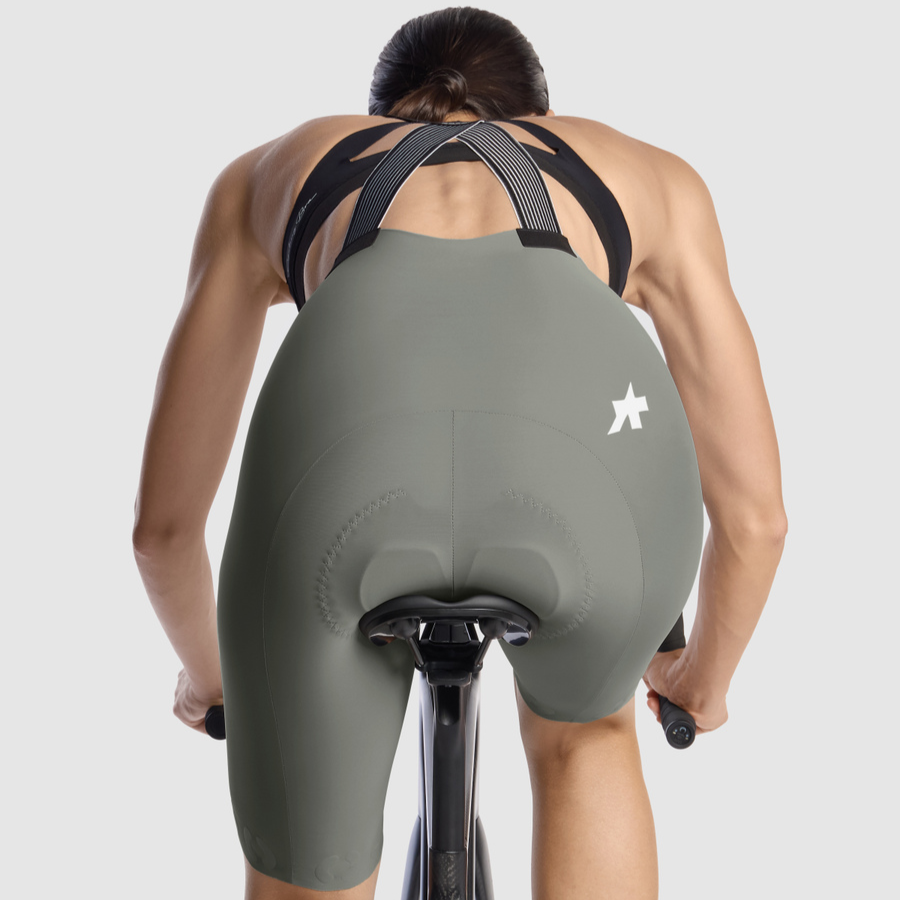 ASSOS DYORA R S11 Γυναικείο χακί Bibshort