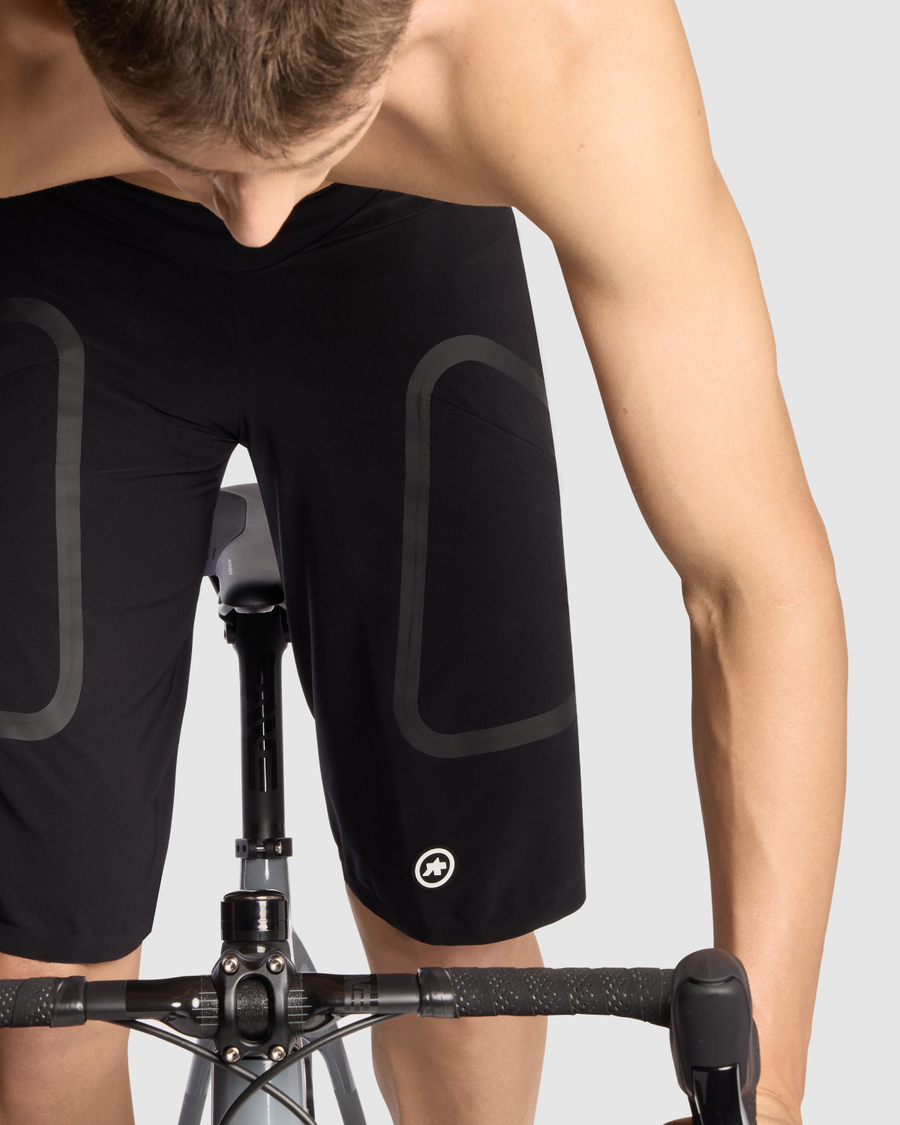 ASSOS TACTICA CARGO Σορτς T3 Μαύρο