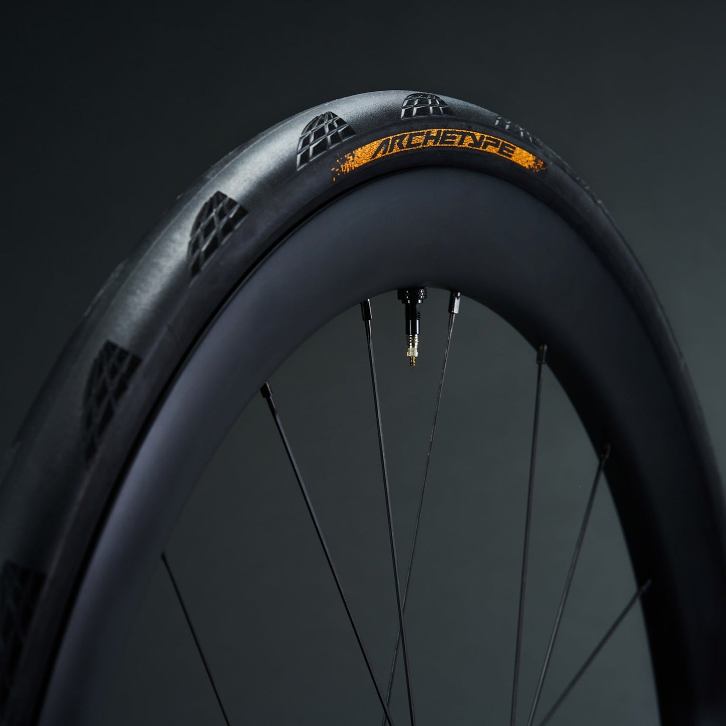 CONTINENTAL ARCHETYPE TDF 2025 700x30c Tubeless Ready Μαύρο ελαστικό - Περιορισμένη έκδοση