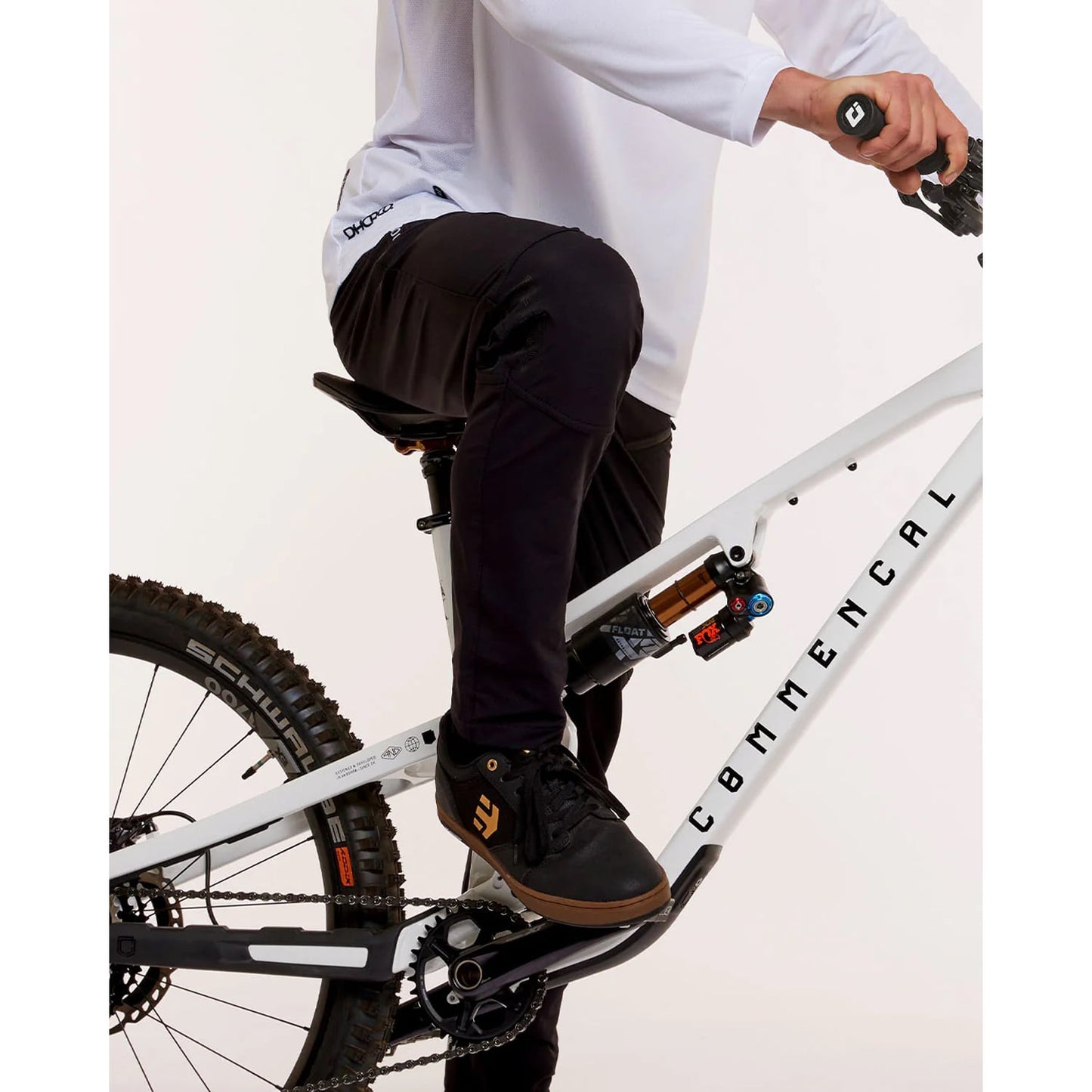 DHARCO GRAVITY Pants Black