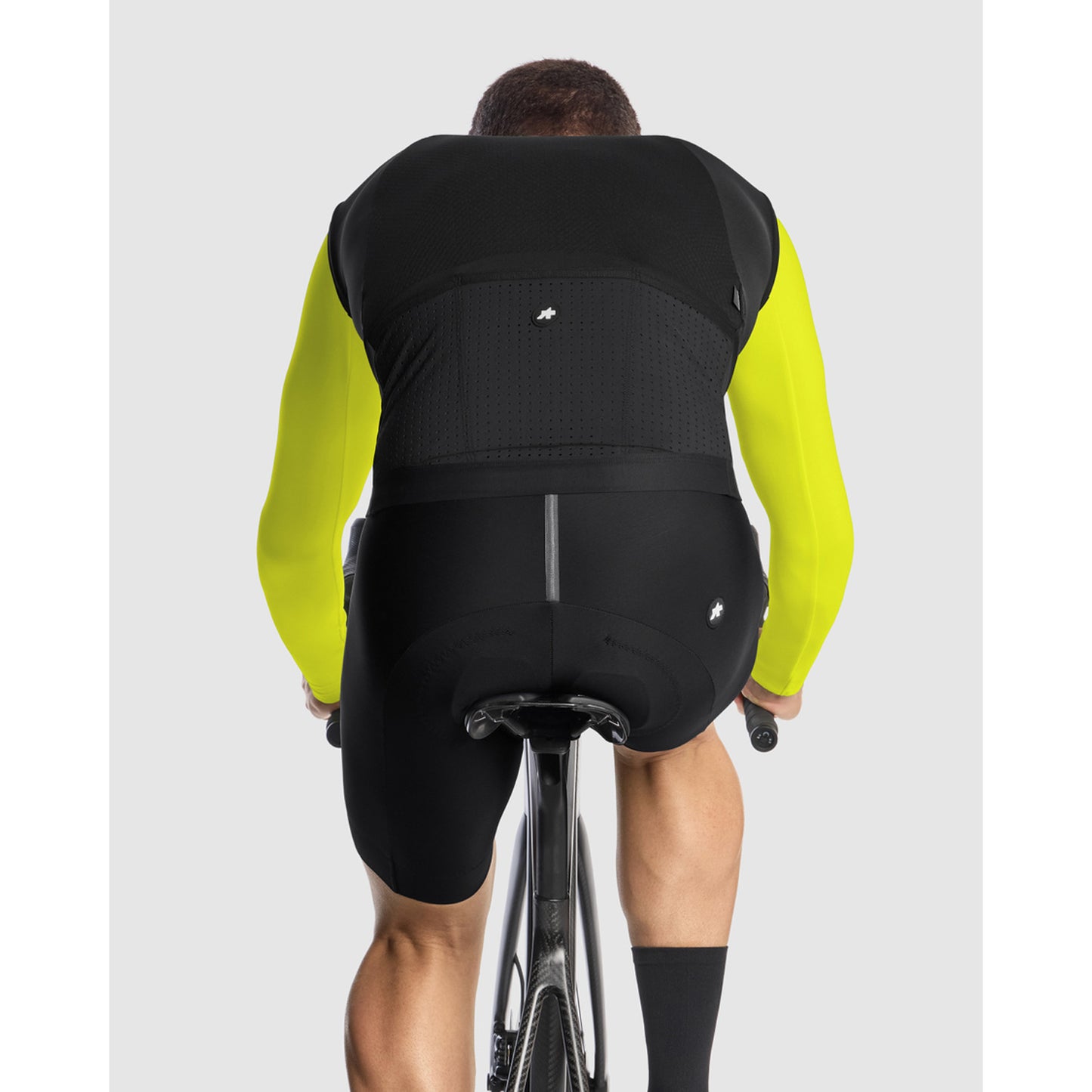 ASSOS EQUIPE R S11 Μαύρη σειρά αμάνικο σακάκι