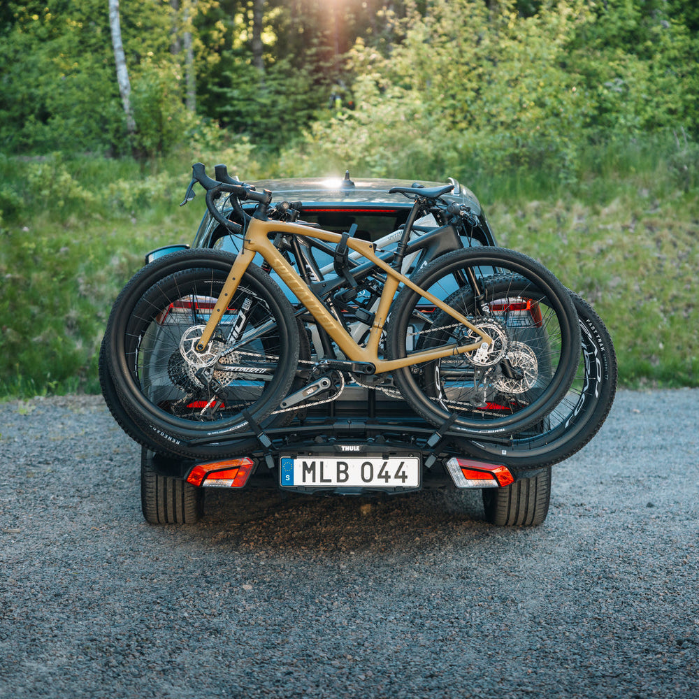 THULE EASYFOLD 3 bike carrier on 2-bike hitch