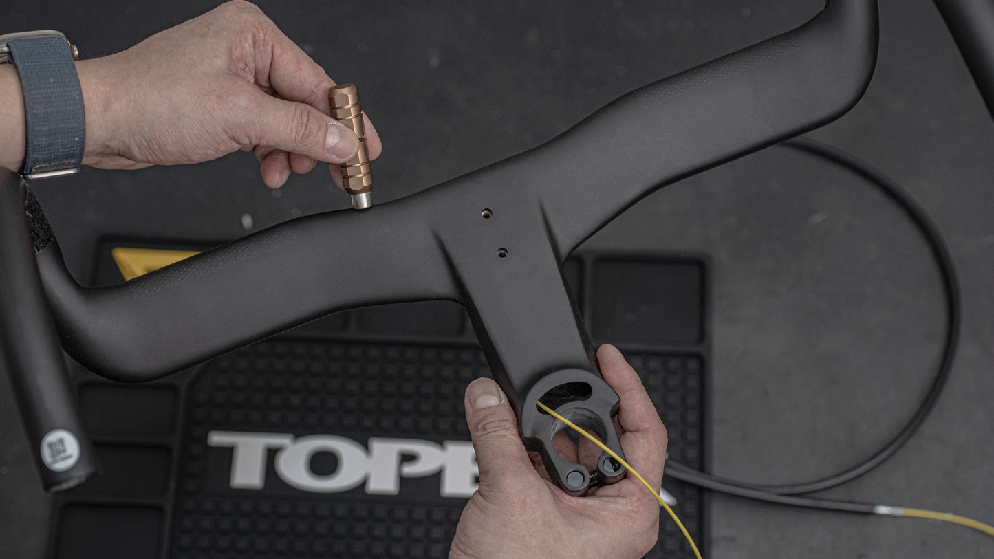 TOPEAK Internal Cable Guide Kit