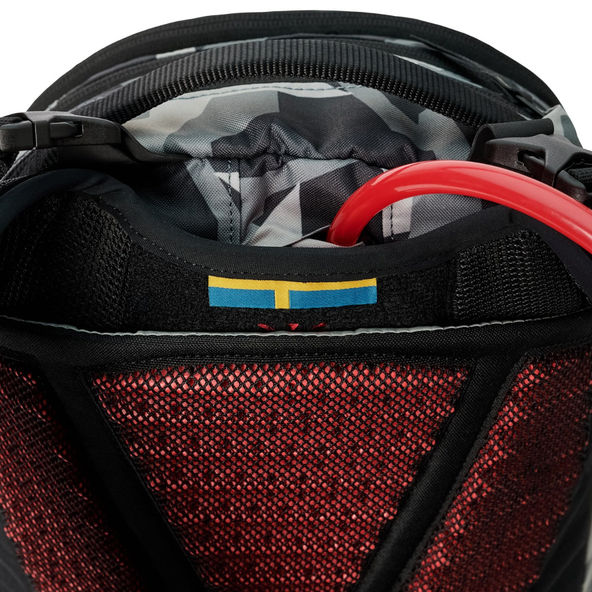 Σακίδιο πλάτης USWE SHRED 16 L Camo