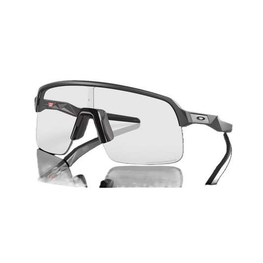 OAKLEY SUTRO LITE Matt Carbon Clear φωτοχρωμικός φακός