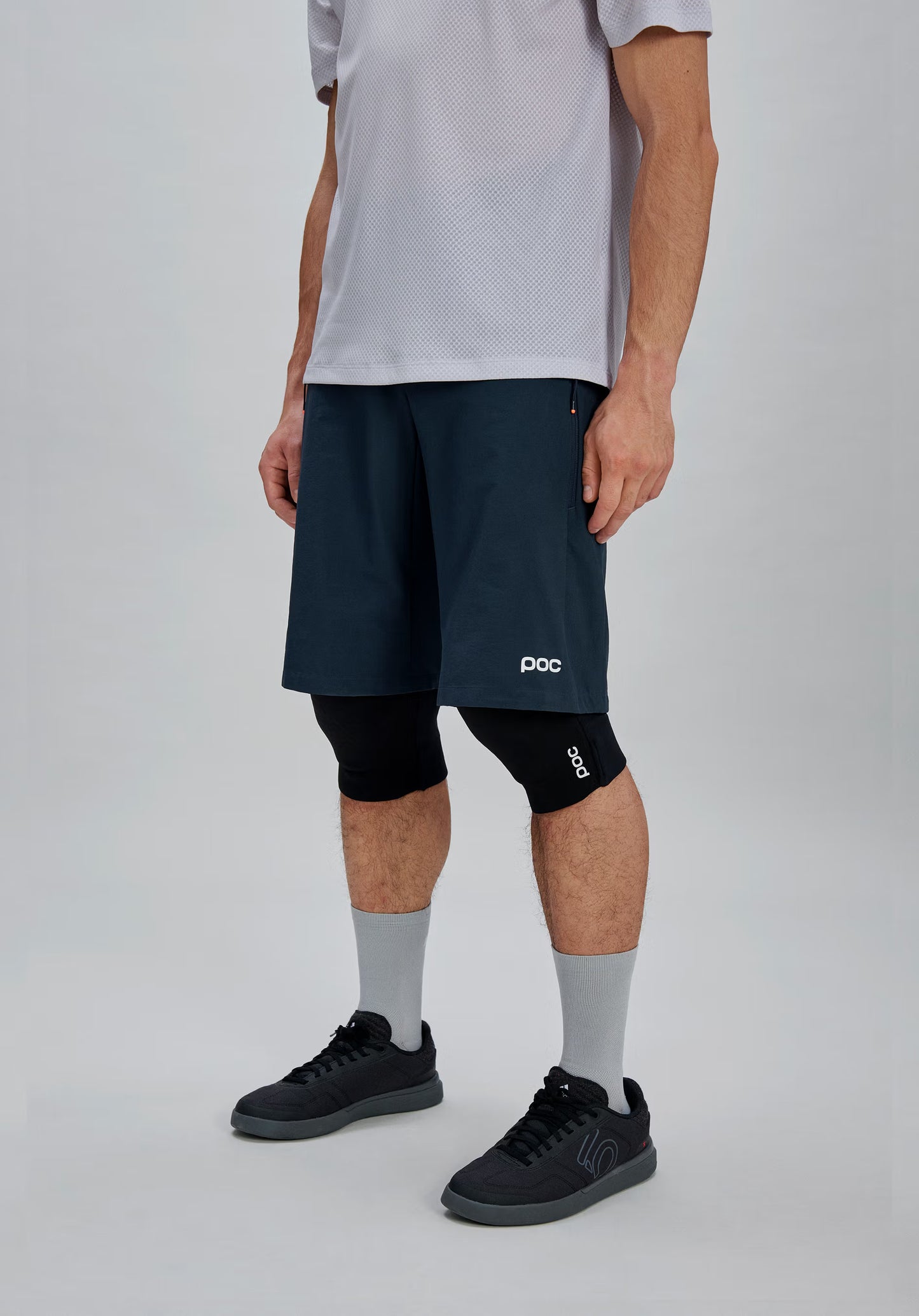 POC MOTION Navy shorts