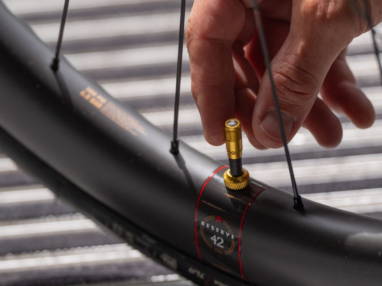 Set of 2 BBB CORE CAP Valves with Black End Caps