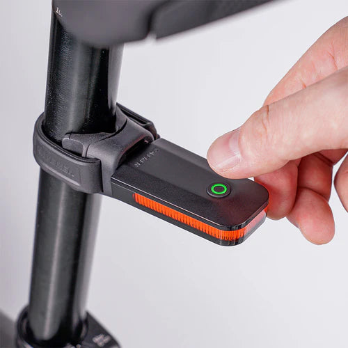 Πίσω φωτισμός RAVEMEN CL01