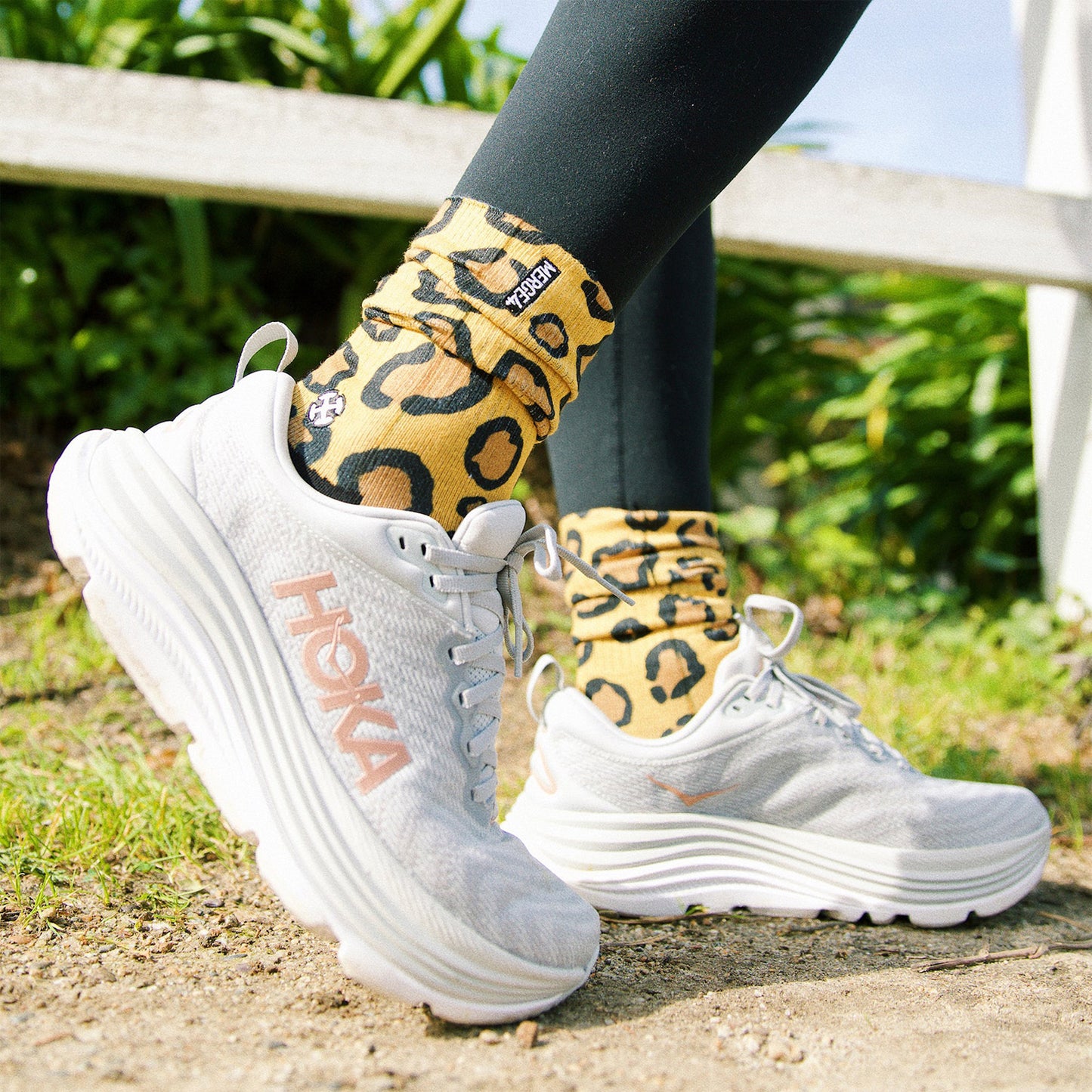 MERGE4 LEOPARD PRINT JUNGLE CAT Socks