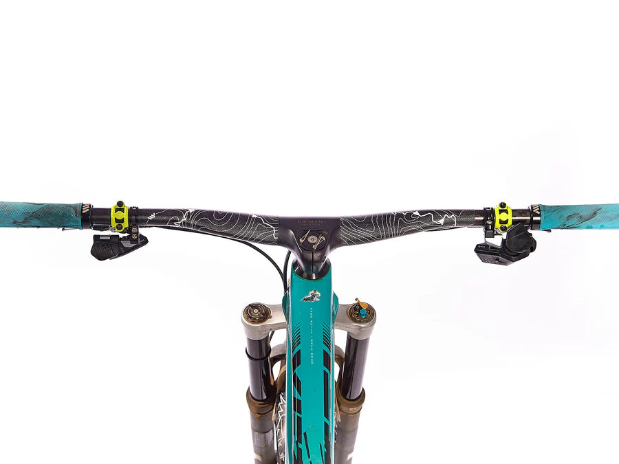 ALL MOUNTAIN STYLE Tracks Αυτοκόλλητο προστατευτικό τιμονιού