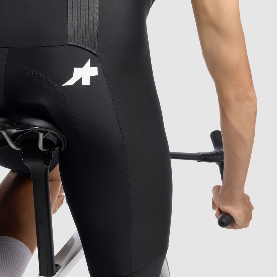 ASSOS MILLE GT S11 Bib Tight μαύρο