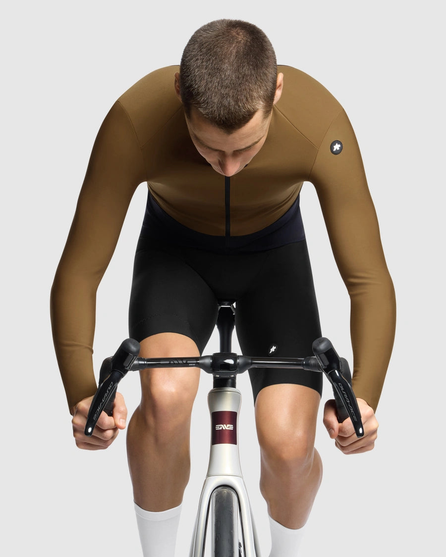 ASSOS EQUIPE R SPRING FALL S11 Μακρυμάνικο Jupiter Gold Jersey με μακρύ μανίκι