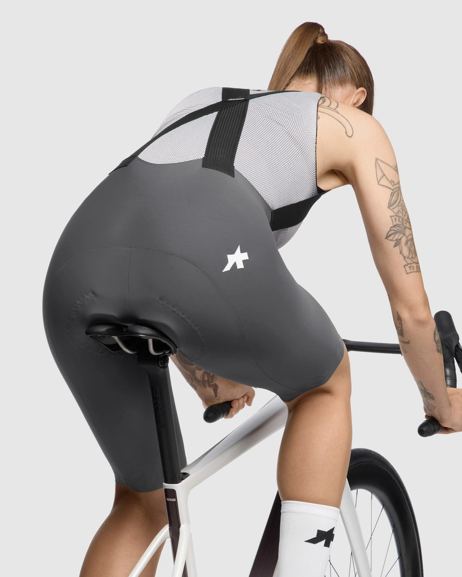 ASSOS DYORA R S11 Γυναικείο γκρι Bibshort