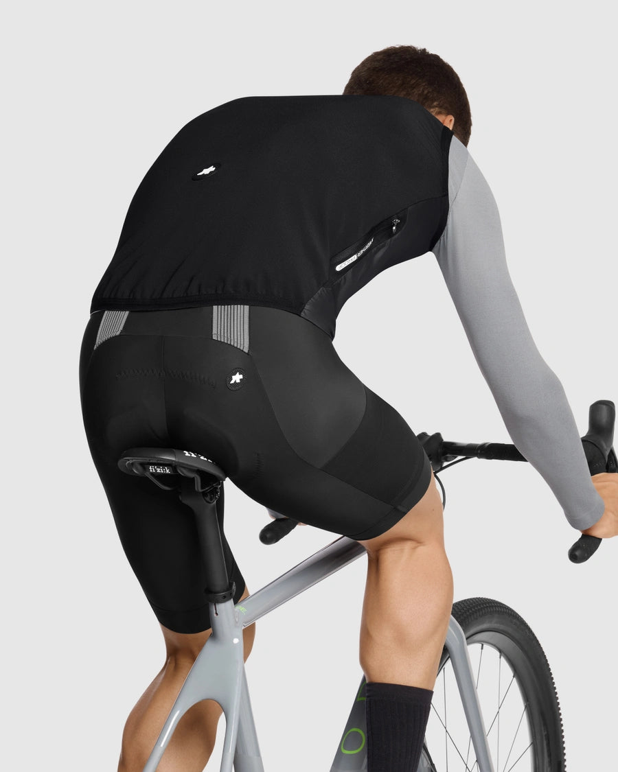 ASSOS TACTICA T5 Sleeveless Jacket Black
