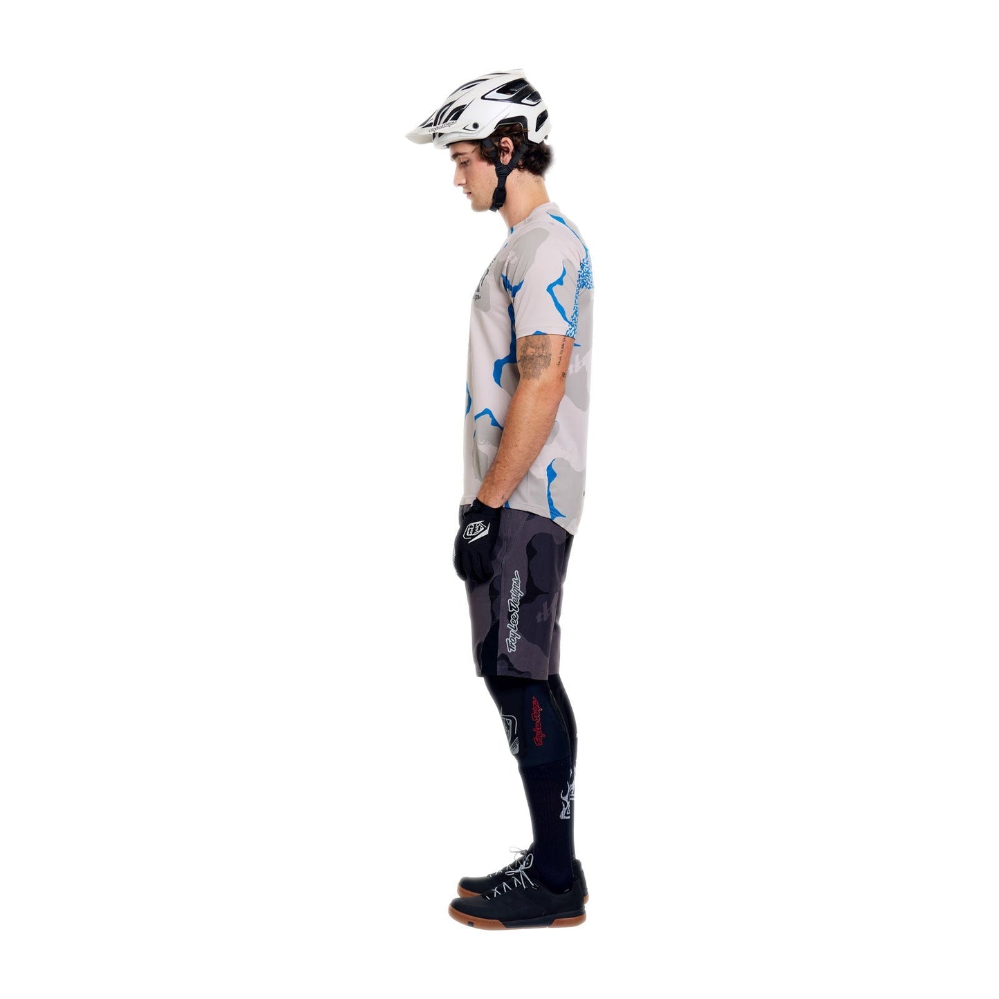 TROY LEE DESIGNS SKYLINE PRO FLOW CAMO Carbon Shorts with Liner BN3TH