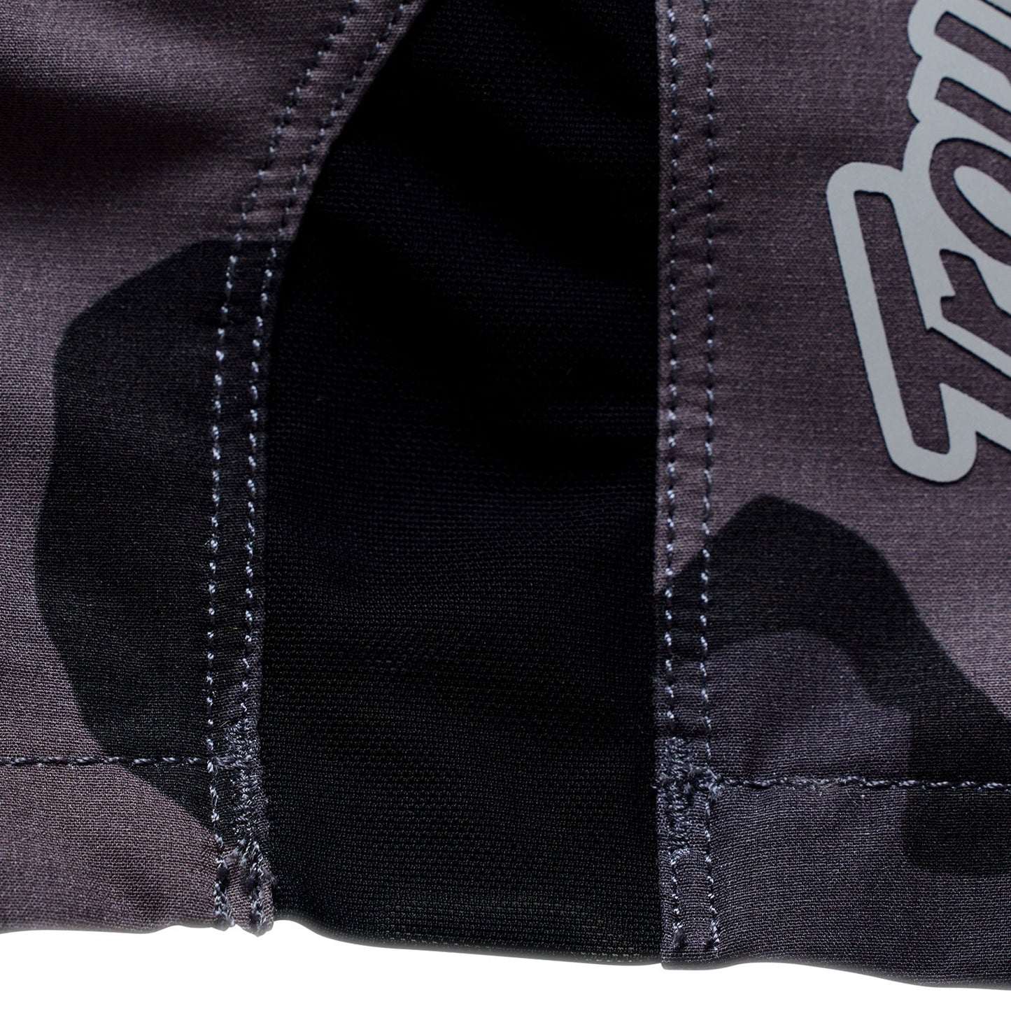 TROY LEE DESIGNS SKYLINE PRO FLOW CAMO Carbon Shorts with Liner BN3TH