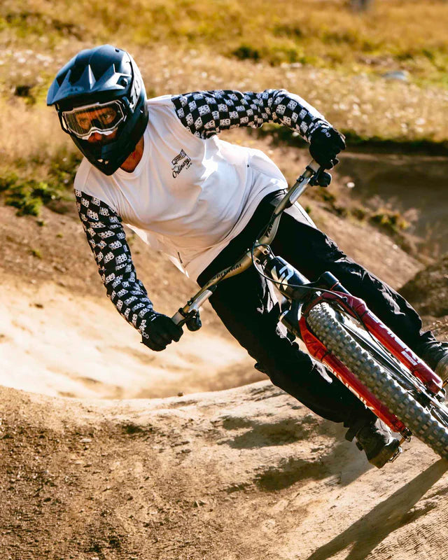 DHARCO GRAVITY OFFSET Μακρυμάνικη φανέλα Λευκό/Μαύρο