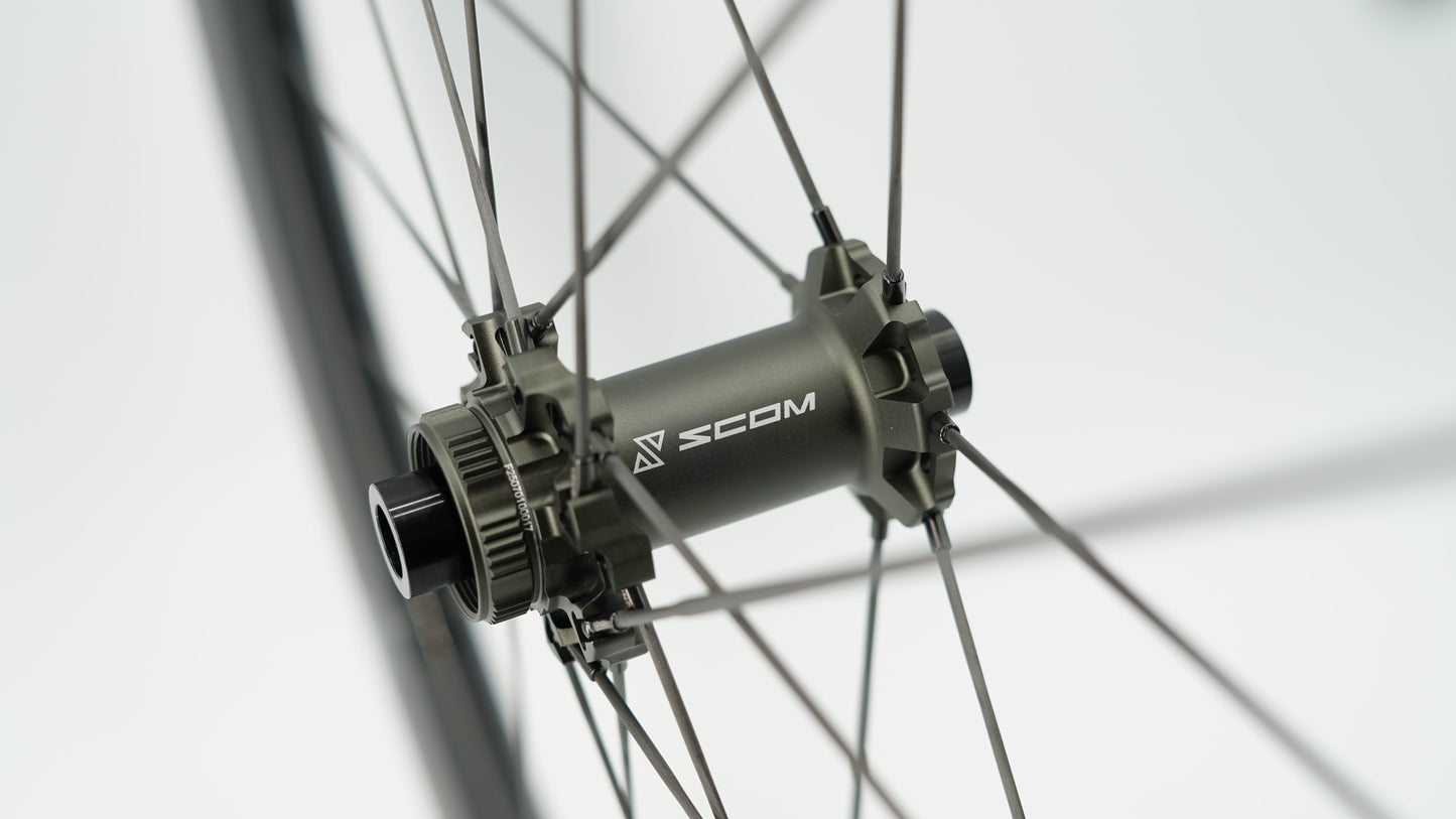 Ζεύγη τροχών SCOM ULTRA 50 Tubeless Ready (Center Lock)