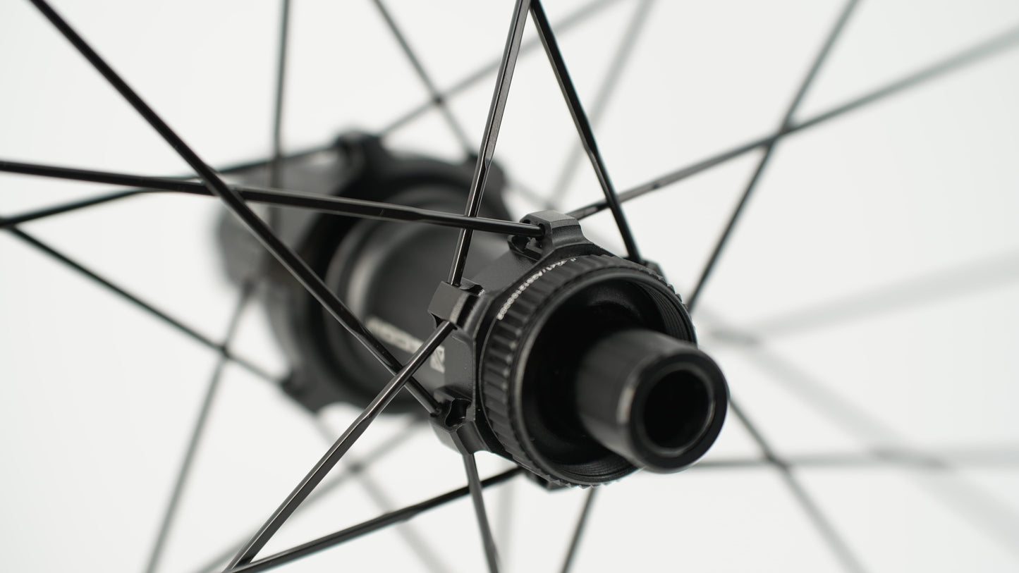 Ζεύγος τροχών SCOM CORSA 45 Tubeless Ready (Center Lock)