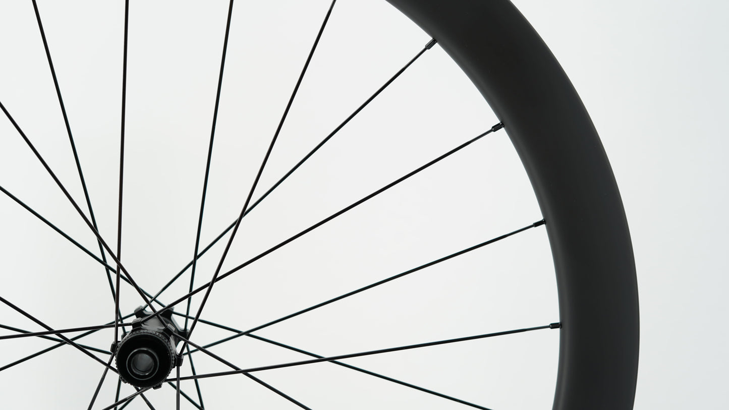 Ζεύγος τροχών SCOM CORSA 45 Tubeless Ready (Center Lock)