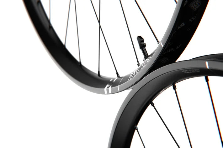 DT SWISS HXC 1200 SPLINE 29" 30 mm 12x148 mm rear wheel