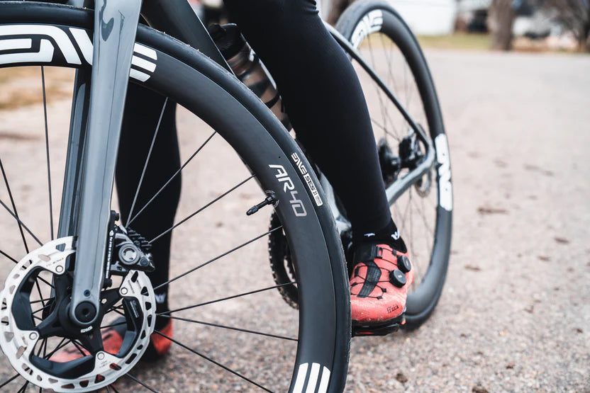 ENVE AR40 Tubeless Ready μπροστινός τροχός (Center Lock)