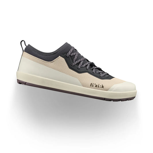FIZIK VERSOR 2 FLAT Mountain Bike Shoes, White/Gray