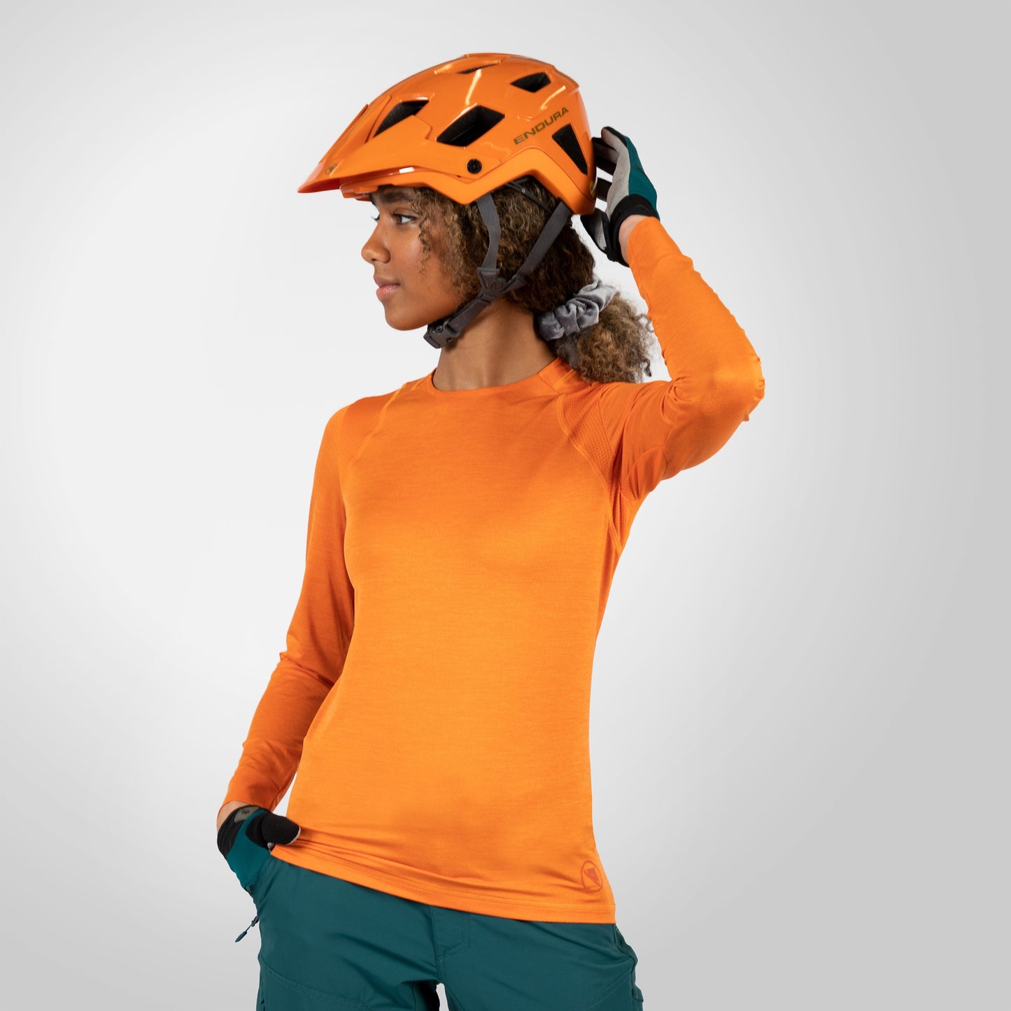 ENDURA SINGLETRACK Women's Long Sleeve Jersey Orange