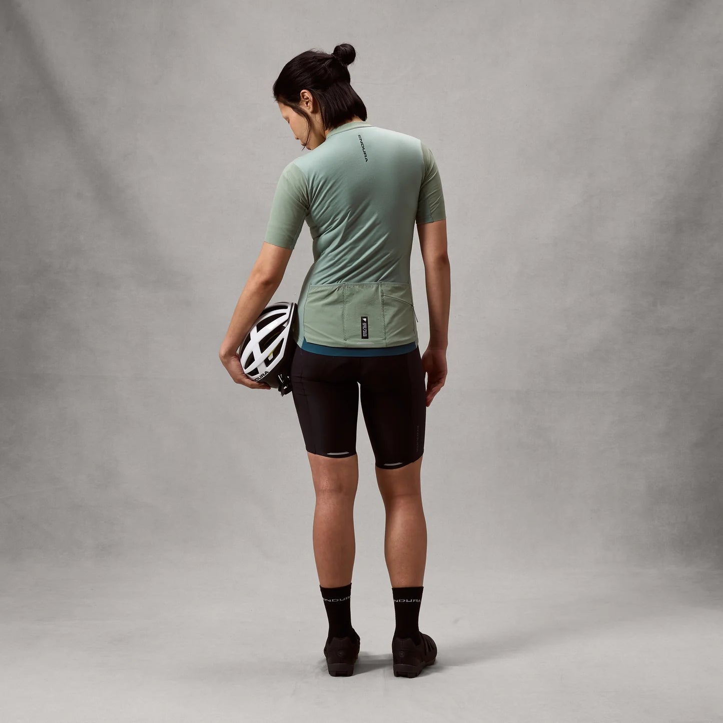 ENDURA ALLTRACK RIDE Women's Short Sleeve Jersey Sage Green