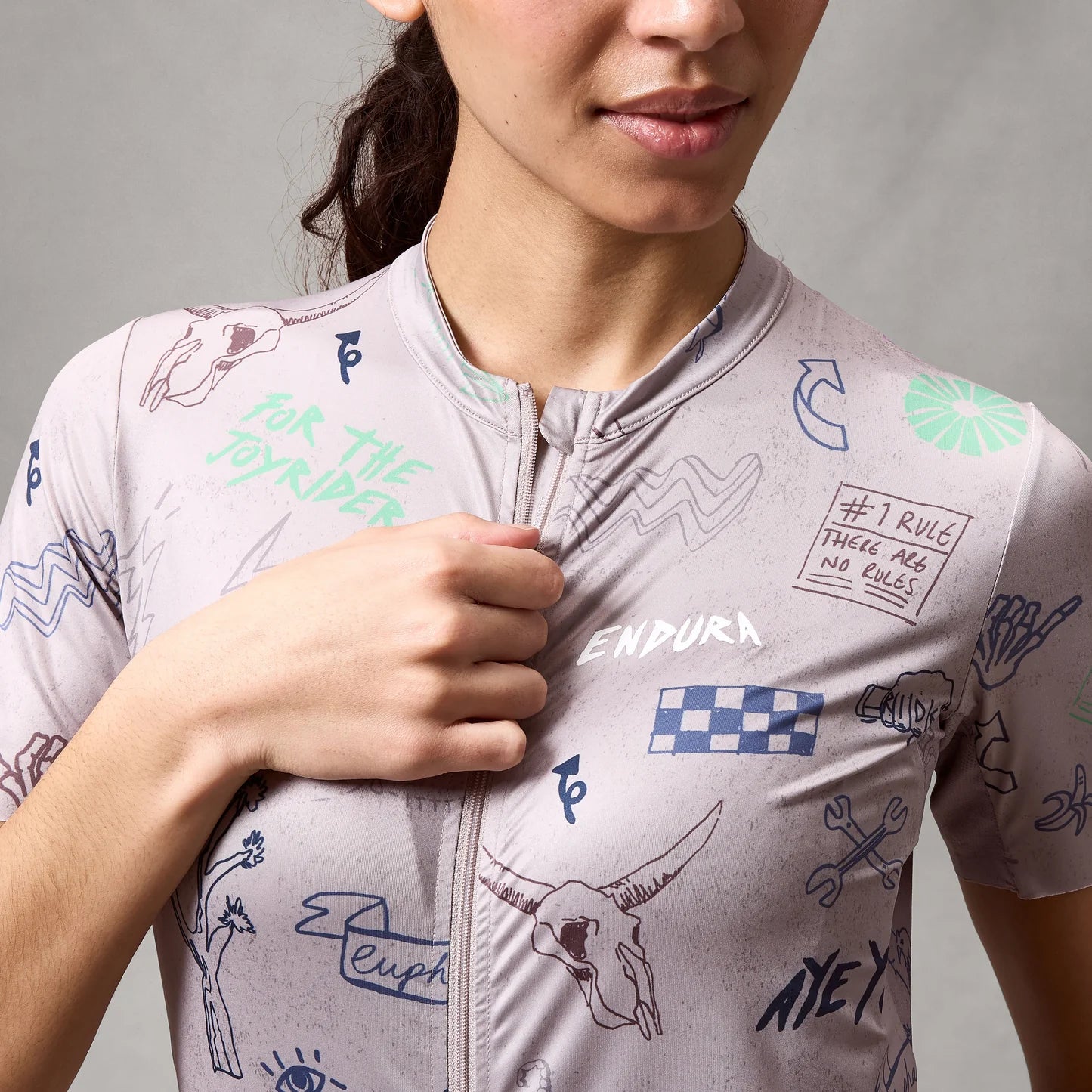 Women's ENDURA PRO SL PRINT GTI Short Sleeve Titanium Jersey