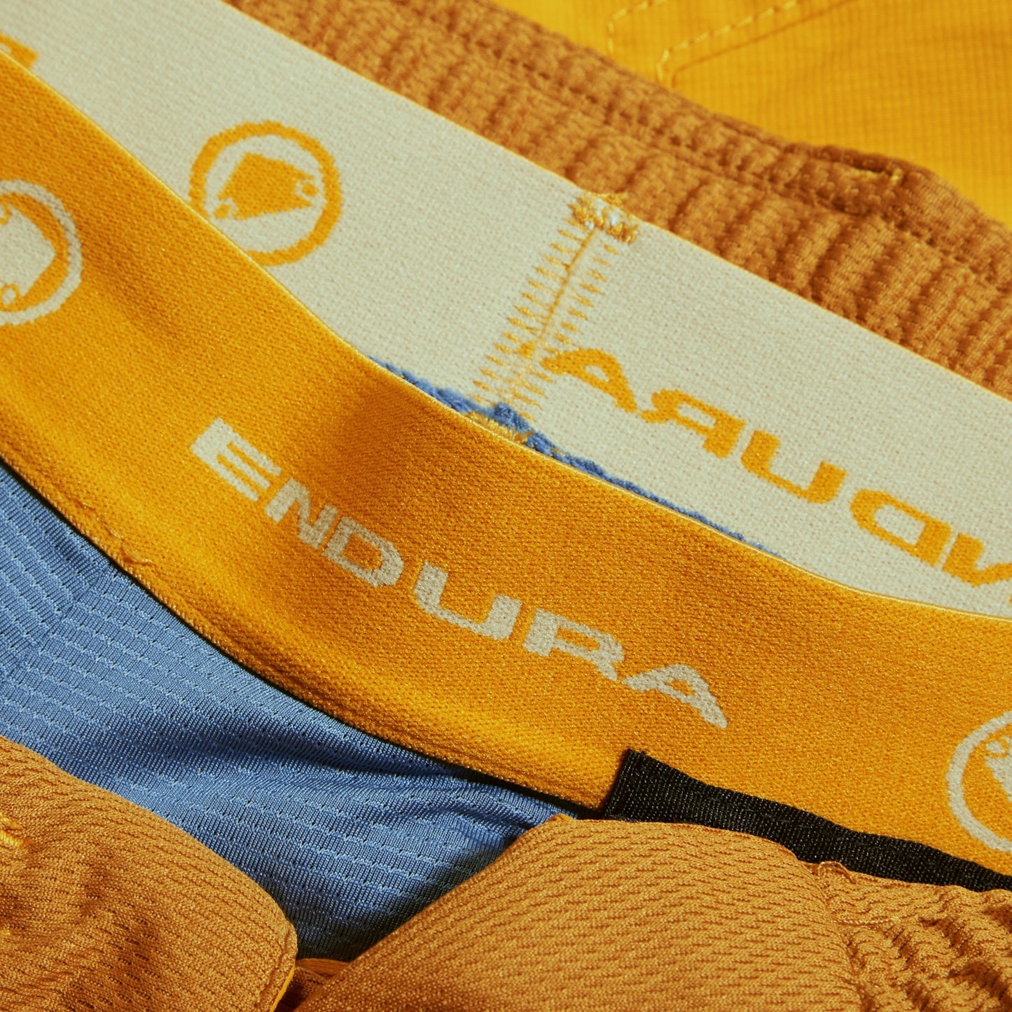 ENDURA HUMMVEE LINER Shorts Mustard