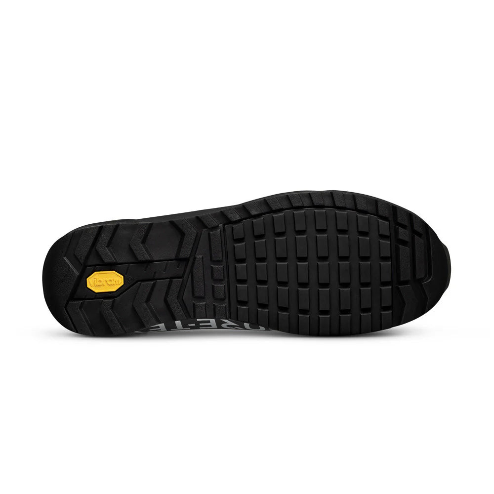 Παπούτσια ποδηλασίας βουνού FIZIK HIVER TERRA NANUQ GTX FLAT Μαύρο/Γκρι