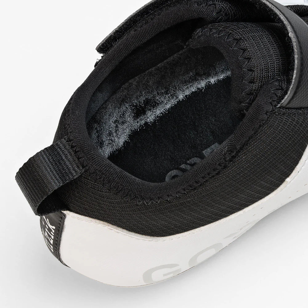 FIZIK TEMPO ARTICA GTX Winter Road Shoes, Black/White