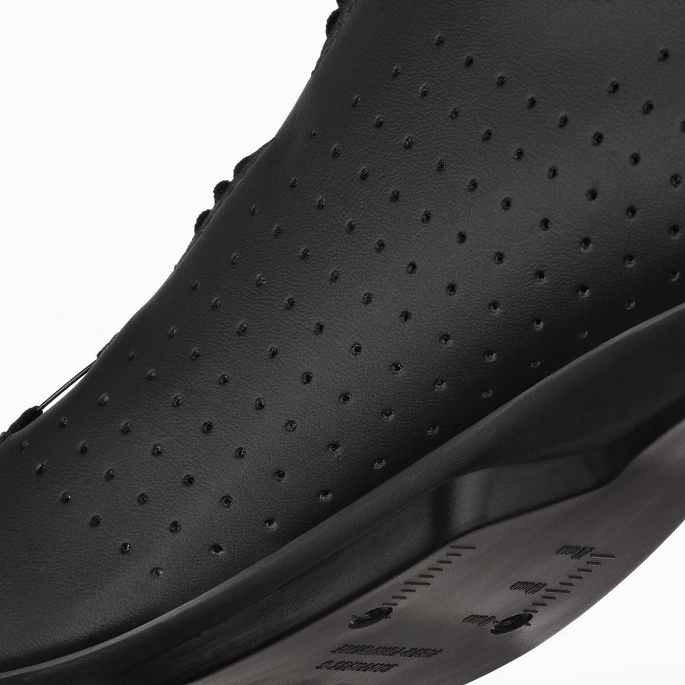FIZIK VENTO OMNA WIDE Road Shoes - Black