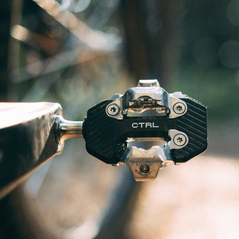 WOLF TOOTH CTRL TRAIL PERFORMANCE Clipless Pedals, Orange