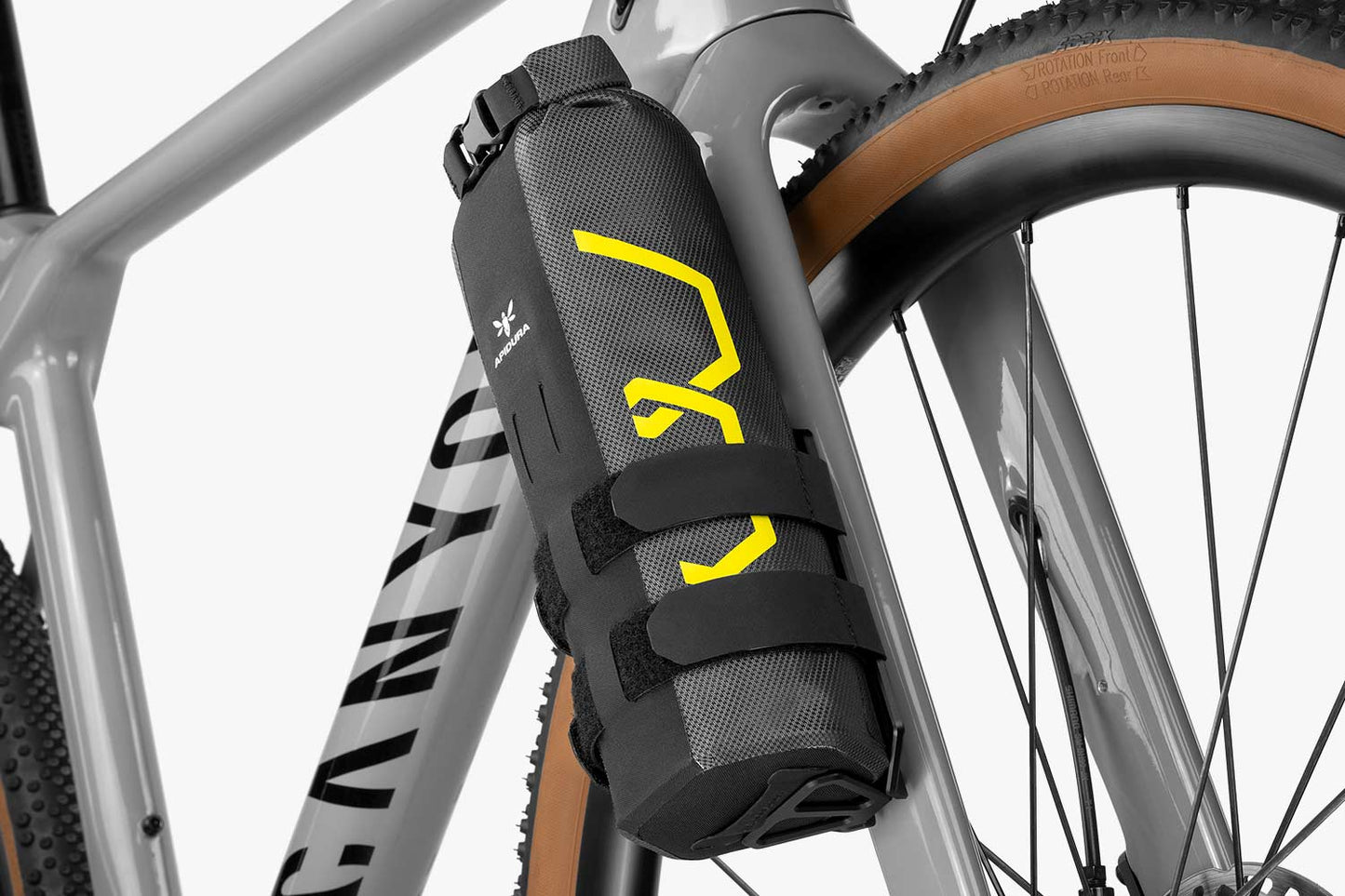 APIDURA EXPIDITION CARGO CAGE PACK 1.3 L τσάντα με πιρούνι Μαύρο