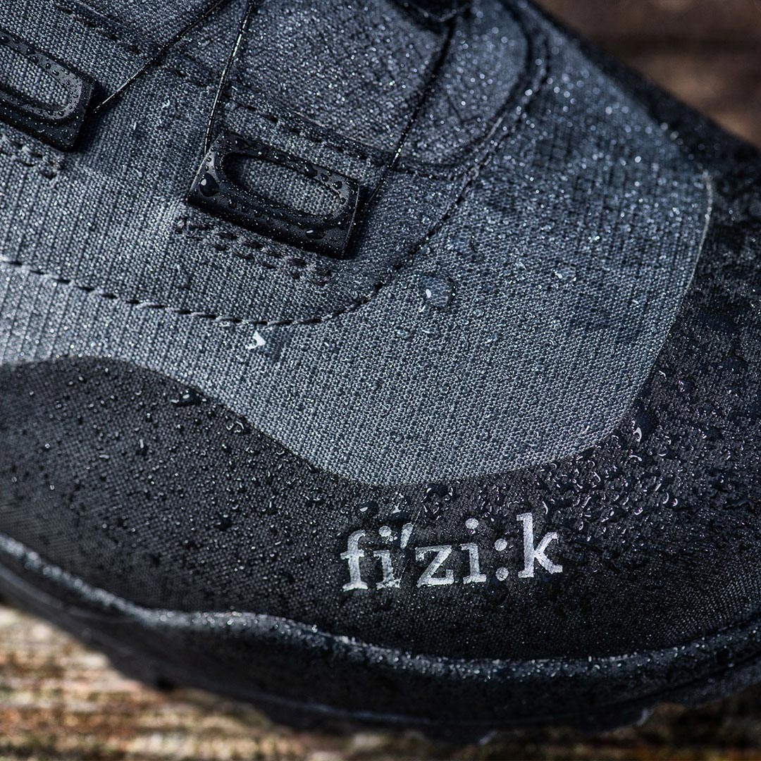 Παπούτσια ποδηλασίας βουνού FIZIK HIVER TERRA NANUQ GTX Μαύρο/Γκρι