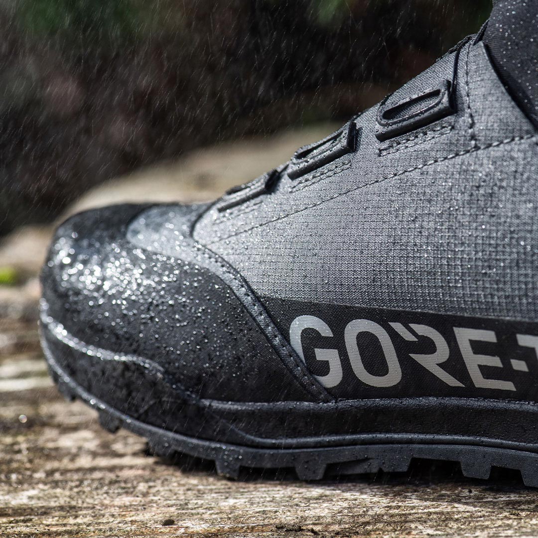 Παπούτσια ποδηλασίας βουνού FIZIK HIVER TERRA NANUQ GTX Μαύρο/Γκρι