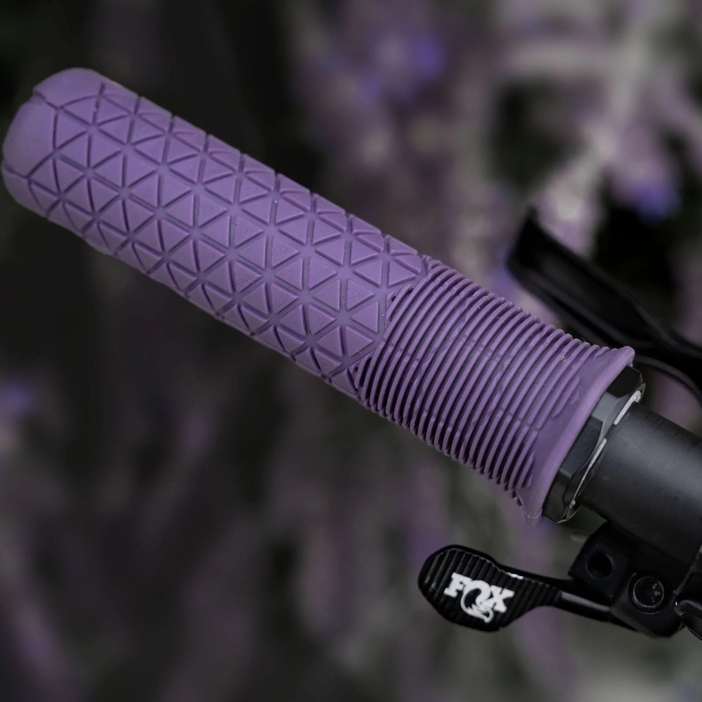 ENVE FRACTAL Lock-On Trail Violet Χειρολαβές