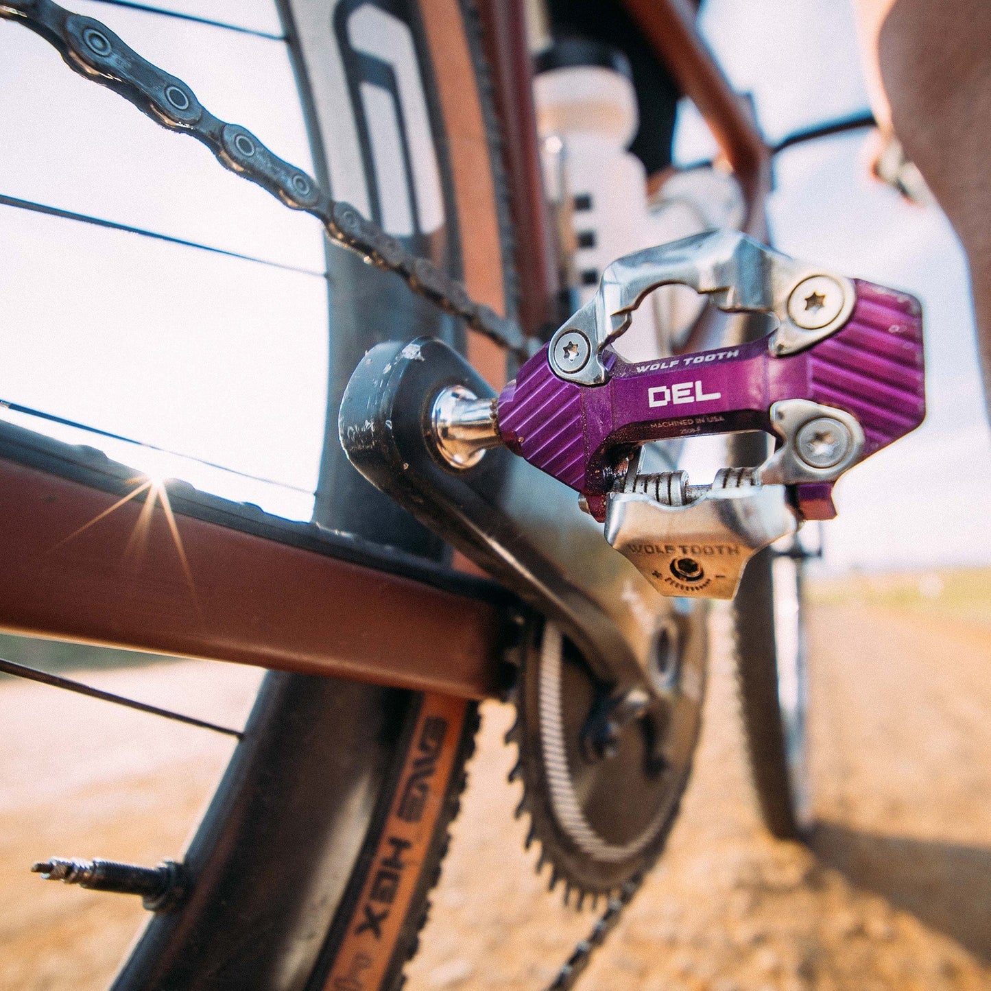WOLF TOOTH DEL GRAVEL RACE Clipless Violet pedals