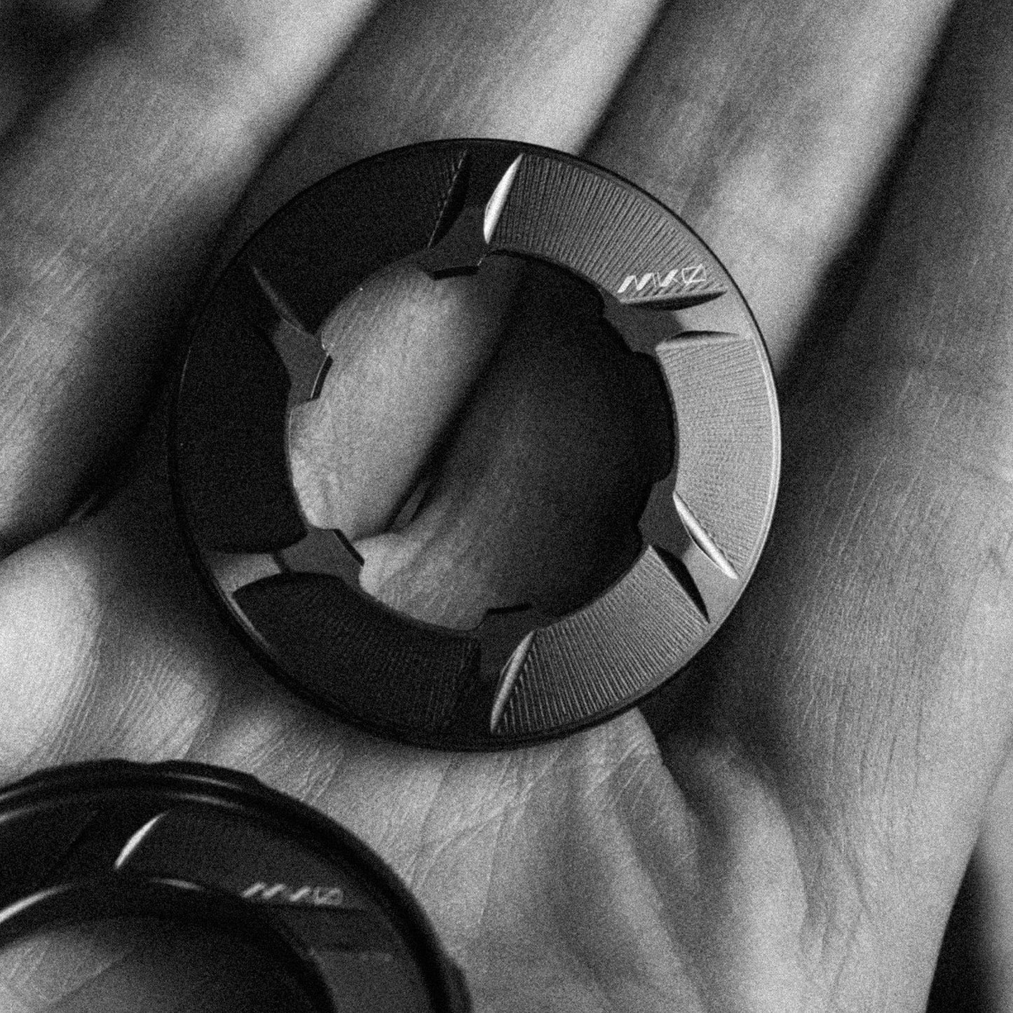 WOLF TOOTH MKØ internal Centerlock nut