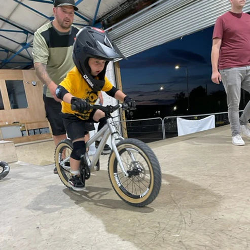 G-FORM LIL'G TODDLER Παιδικά προστατευτικά αγκώνα και γόνατος Μαύρο